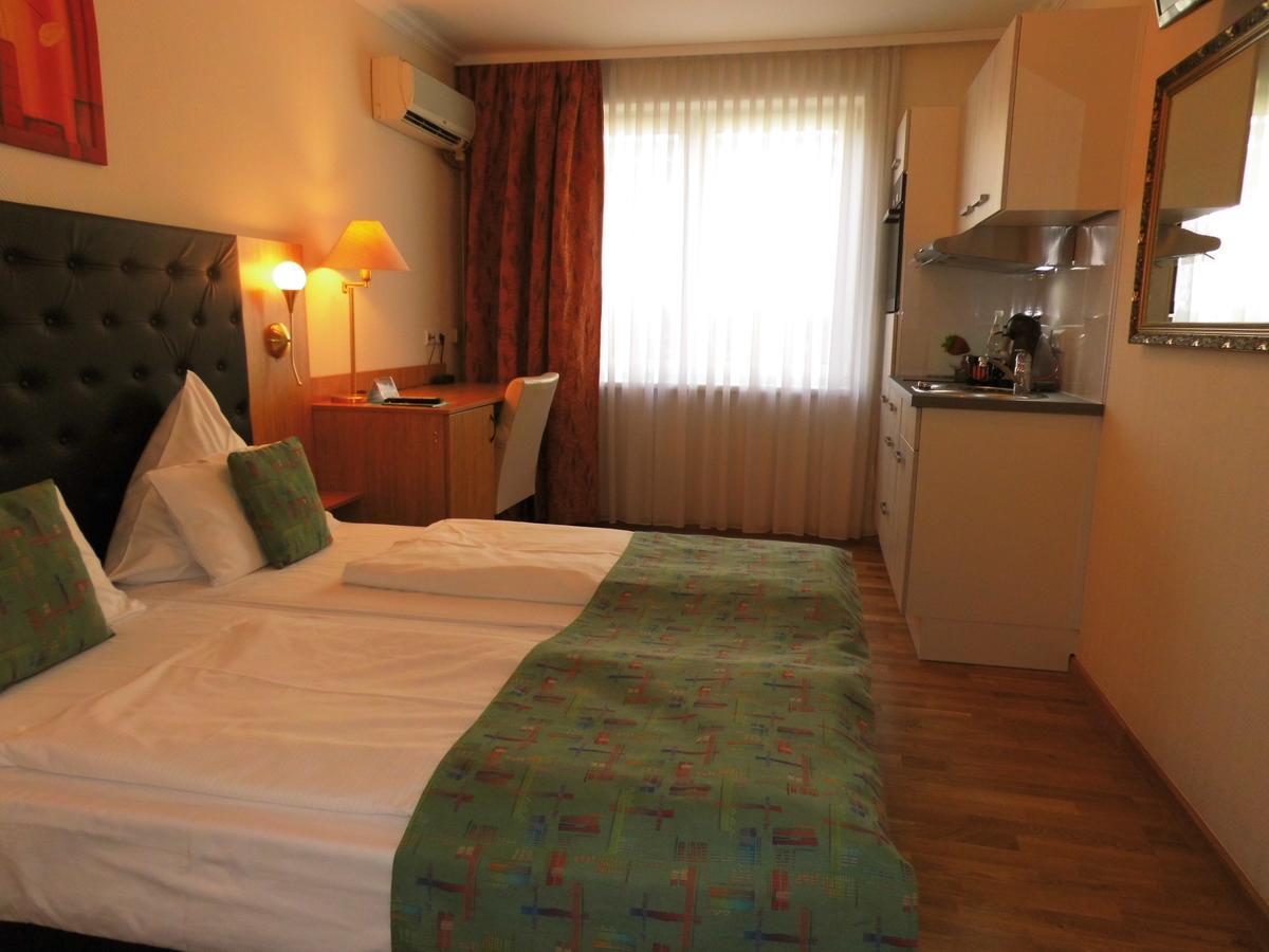Hotel Aviv Berlin Exterior foto